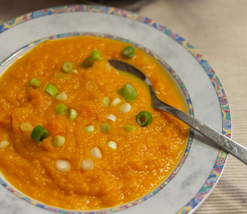 Möhren-Süßkartoffel-Suppe